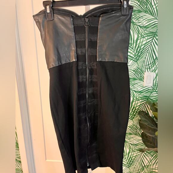 Alice + Olivia Black Strapless Dress - Picture 5 of 10